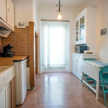 Blue Vintage House בית נופש שטובל