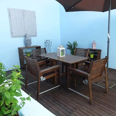 בית נופש Blue Vintage House שטובל